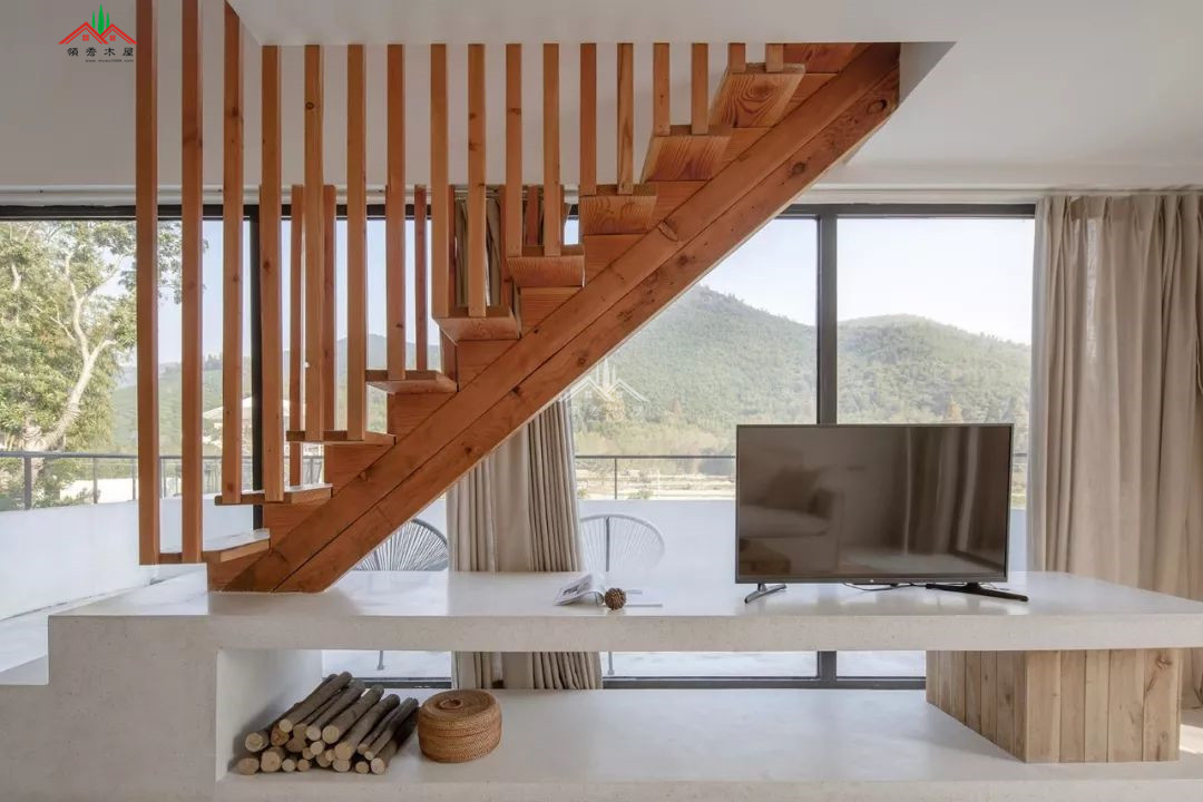 简约混砖木屋