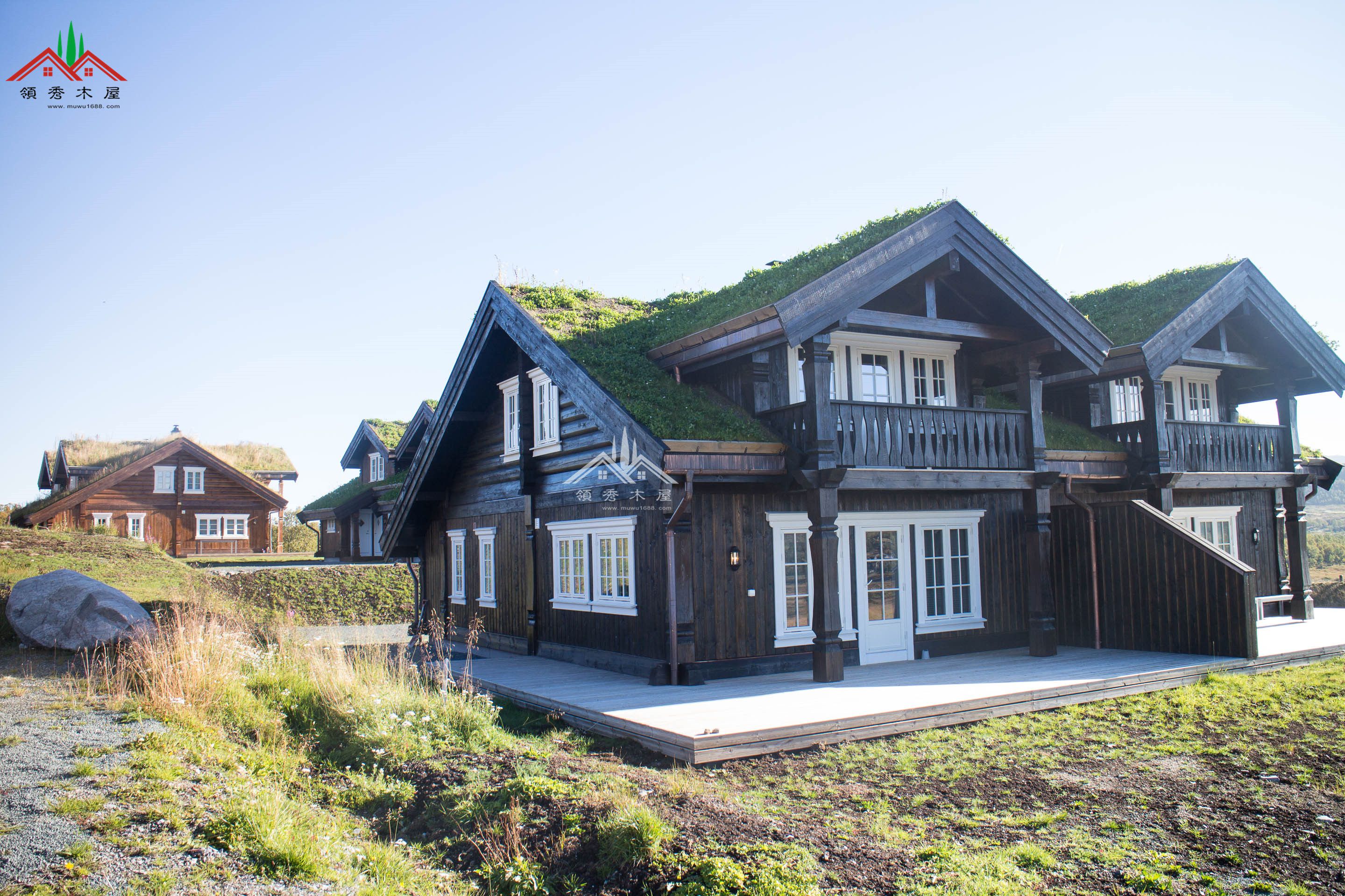 屋顶可以长绿色植物的重型木刻楞木屋别墅